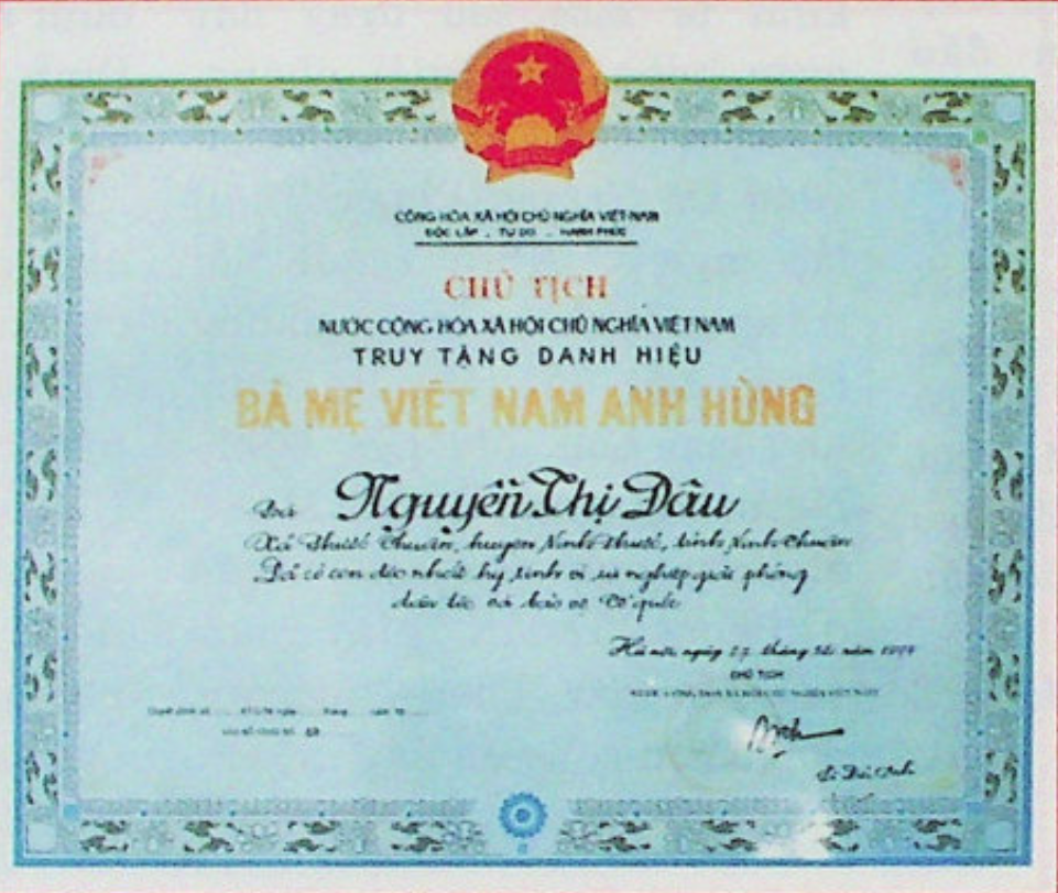 Bức vách đất giữ ngọn lửa hồng và khí tiết người cộng sản Phạm Tử Trình