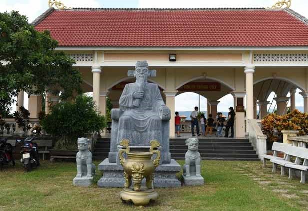 Danh nhân Lương Văn Chánh