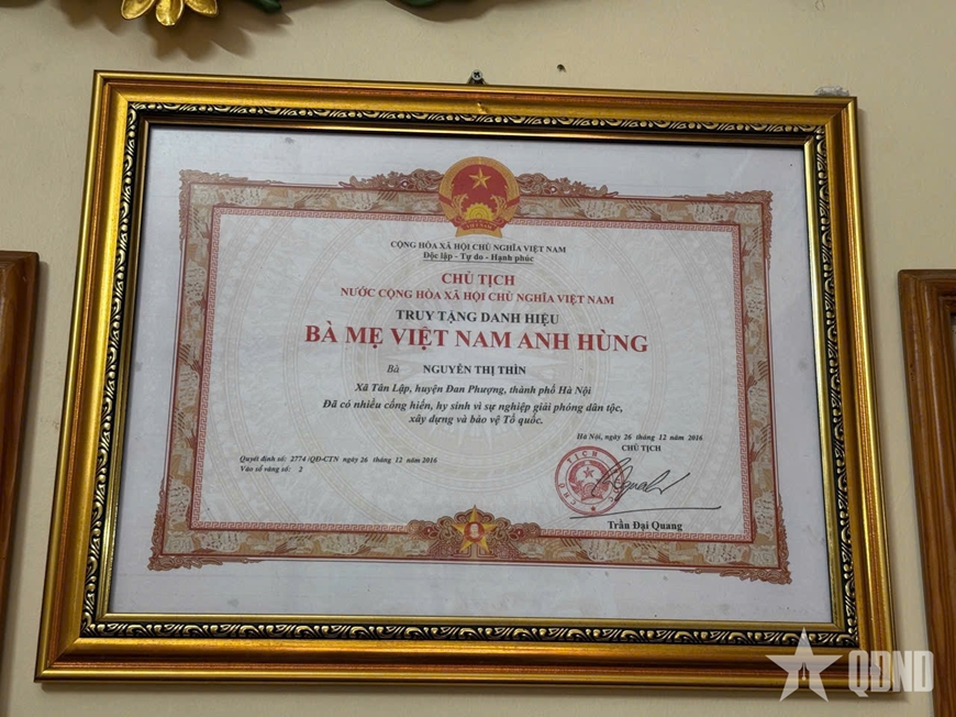 câu chuyện Mẹ Việt Nam Anh hùng