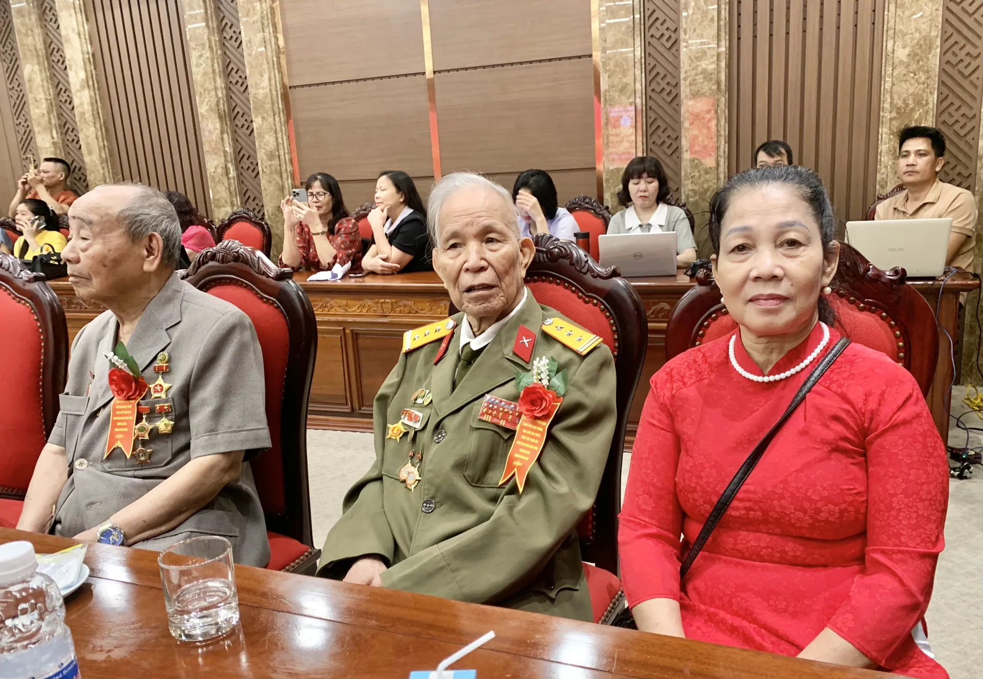 Chiến sĩ Điện Biên, thanh niên xung phong nhớ về một thời khói lửa