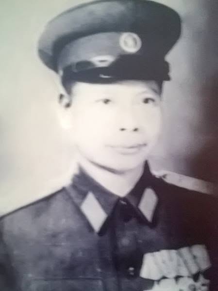 Anh Hùng Nguyễn Kim Tuấn