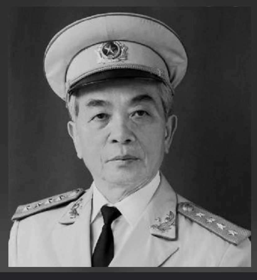 Đại tướng Võ Nguyên Giáp – Người chỉ huy trong Cách mạng Tháng Tám 1945