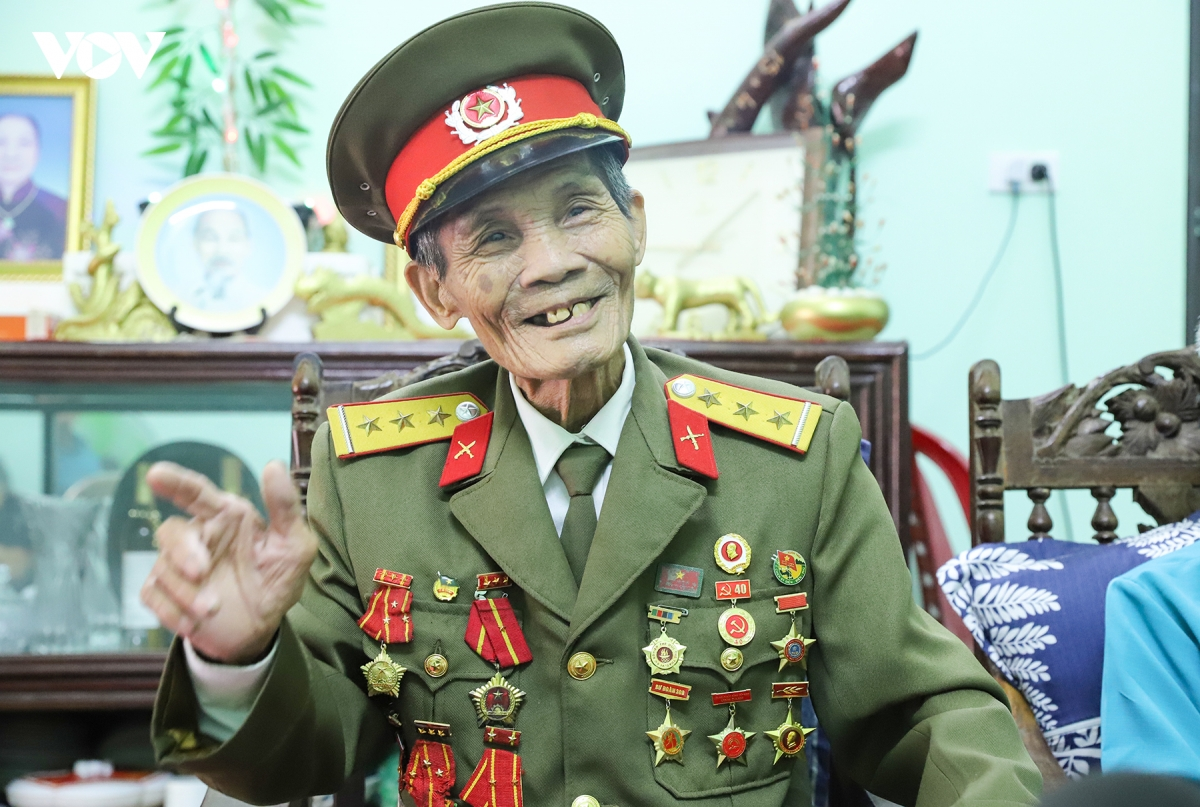 Lời thề giữ nước bên bếp lửa