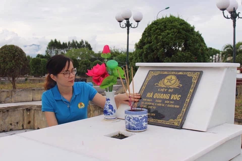 Hà Quang Vóc "Anh hùng thời đại Hồ Chí Minh".