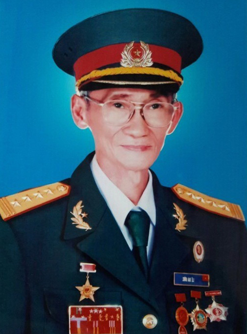 Đại tá, anh hùng LLVT nhân dân Lê Bá Ước - Người Anh hùng Đặc công mê văn chương