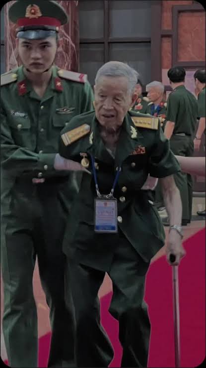 Anh hùng La Văn Cầu