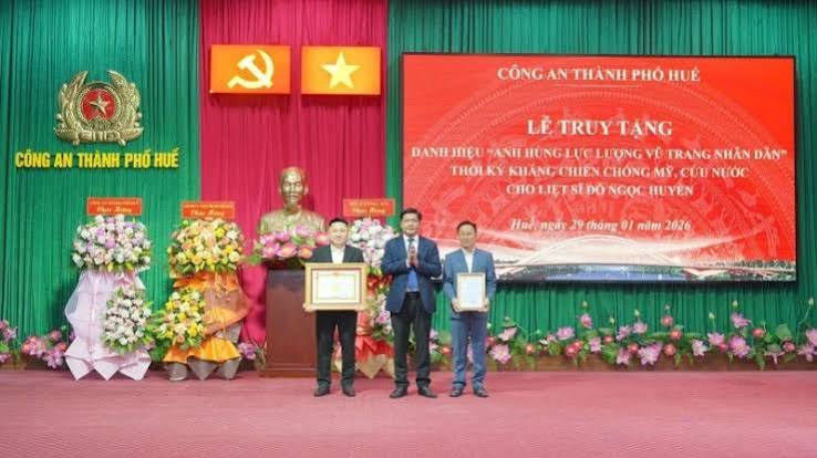 Anh hùng Lực lượng vũ trang nhân dân Đỗ Ngọc Huyền