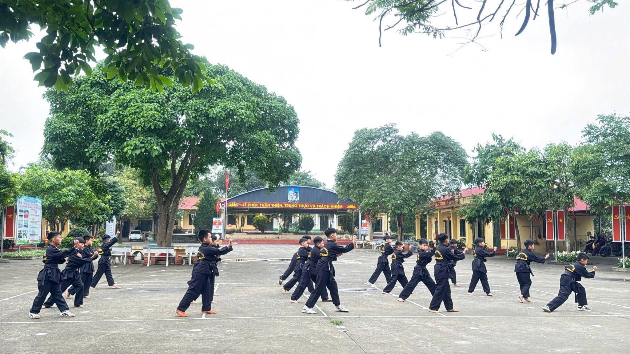 🔥 CÂU CHUYỆN THỜI HOA LỬA – RÈN LUYỆN ĐỂ TRƯỞNG THÀNH 🔥
