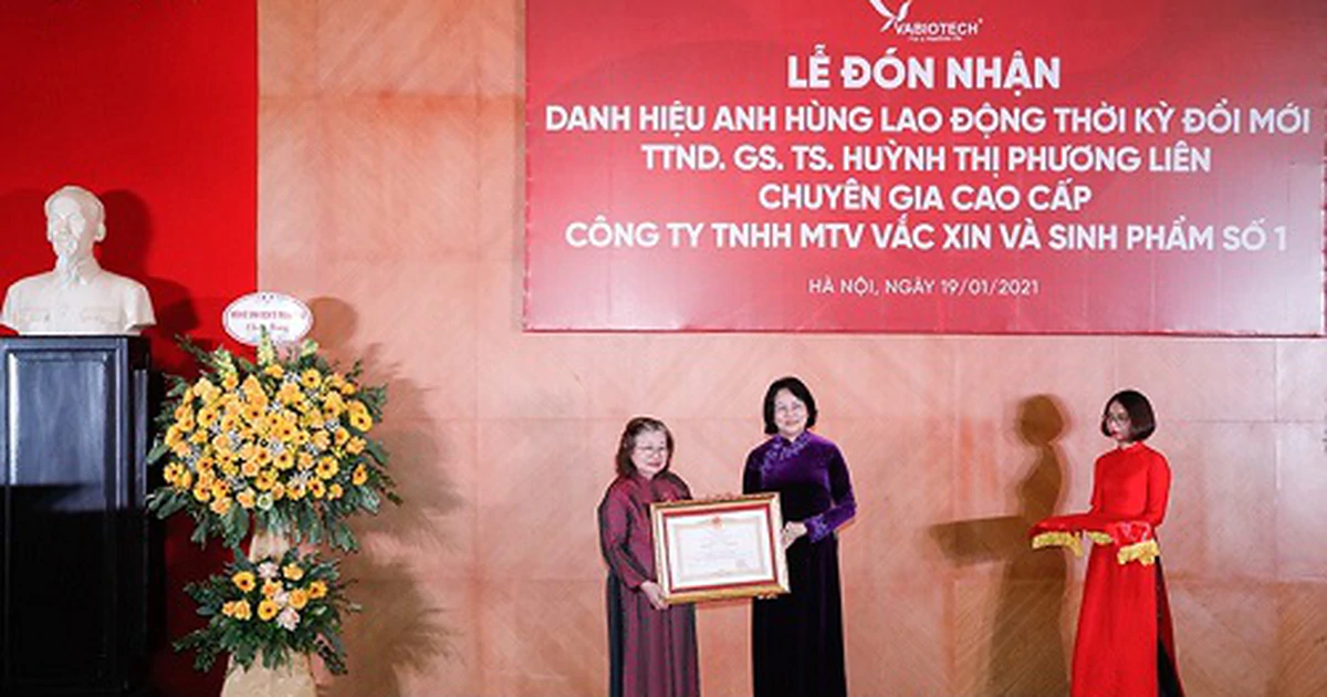 Người phụ nữ dành cả cuộc đời cho những liều vắc xin Việt Nam