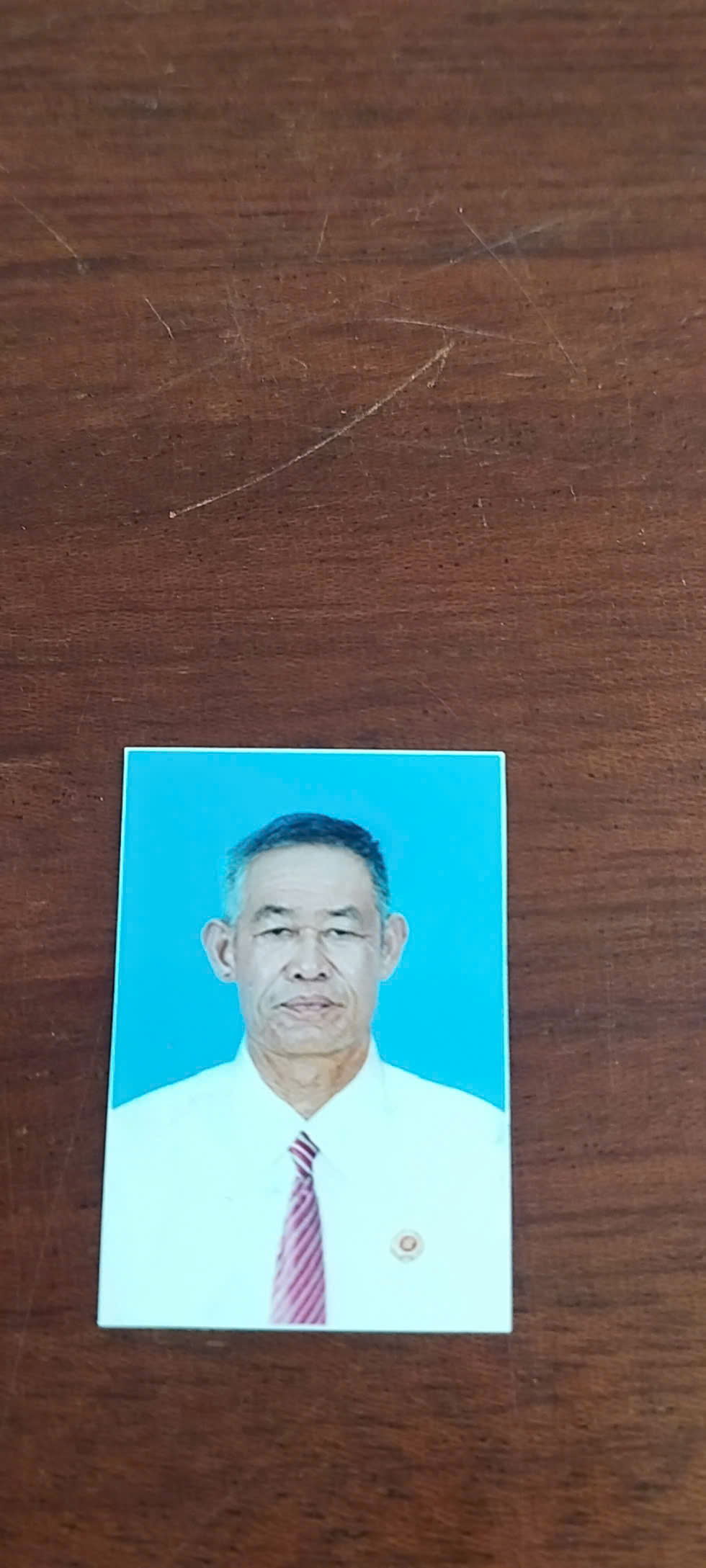 CHIẾC ÁO TRẮNG