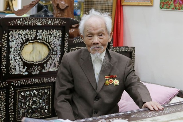 Phá kho thóc cứu đói năm 1945: Khi cuộc đấu tranh vì miếng ăn trở thành phong trào chính trị