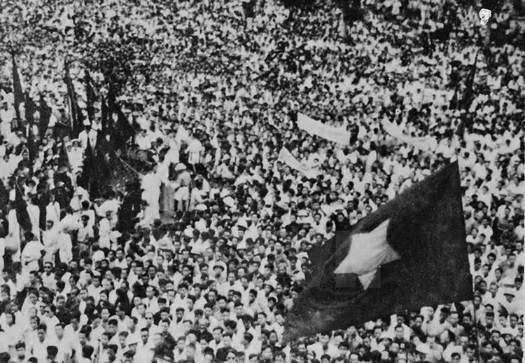 Cách mạng Tháng Tám 1945 và di sản xây dựng thể chế cho thời đại mới