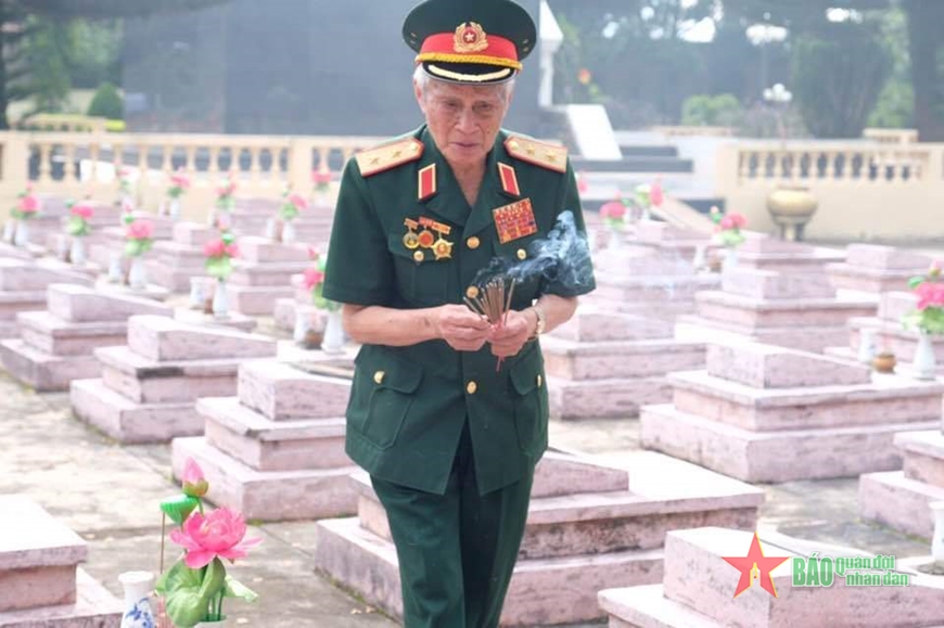 Còn sức lực, còn cống hiến