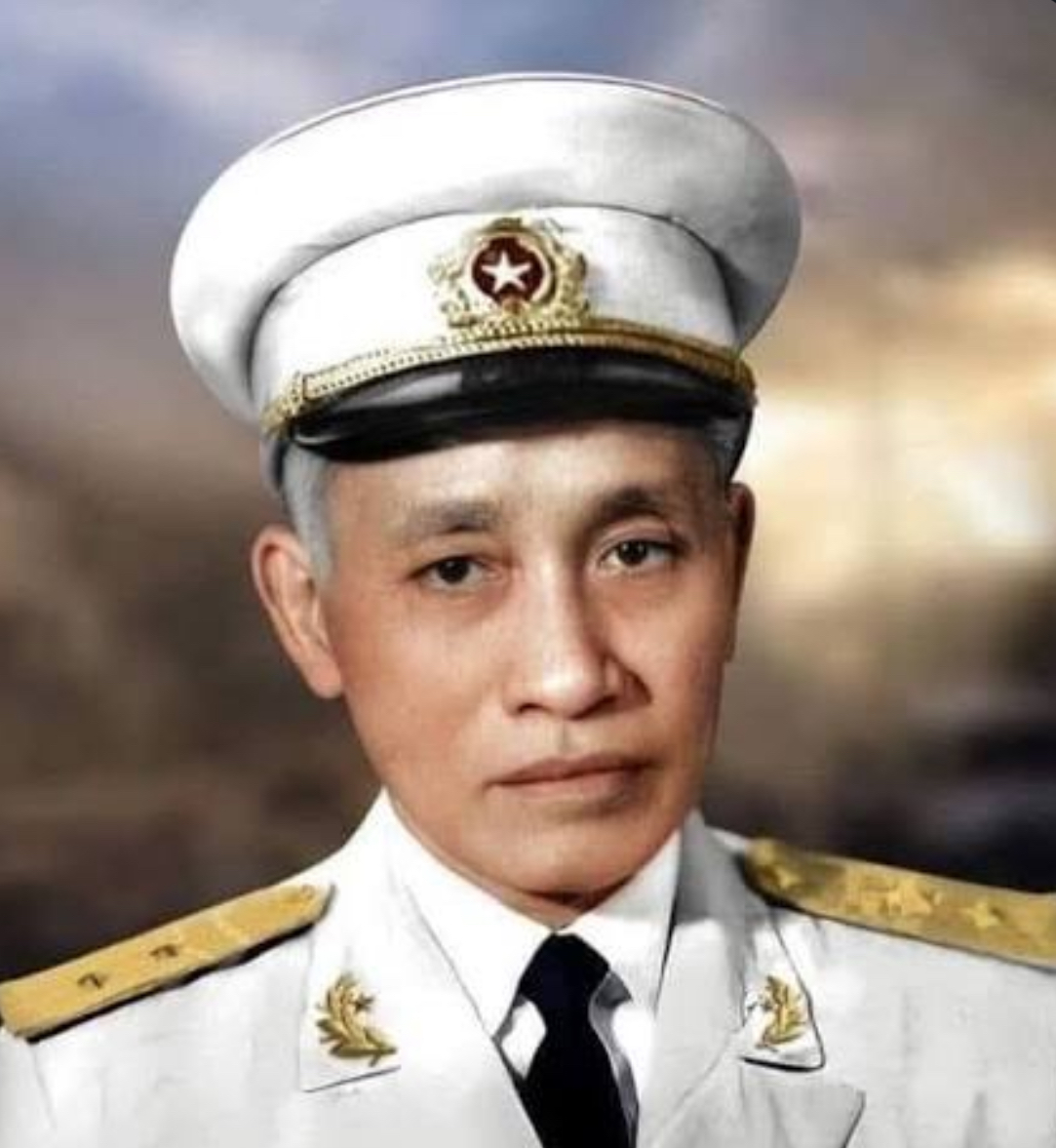 "Dưới Bóng Cây Của Người Tướng Già"