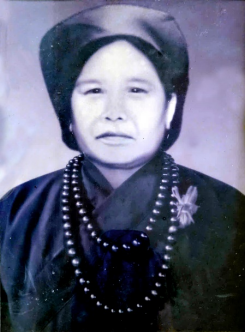 Bà mẹ Việt Nam Anh hùng Phạm Thị Nghín
