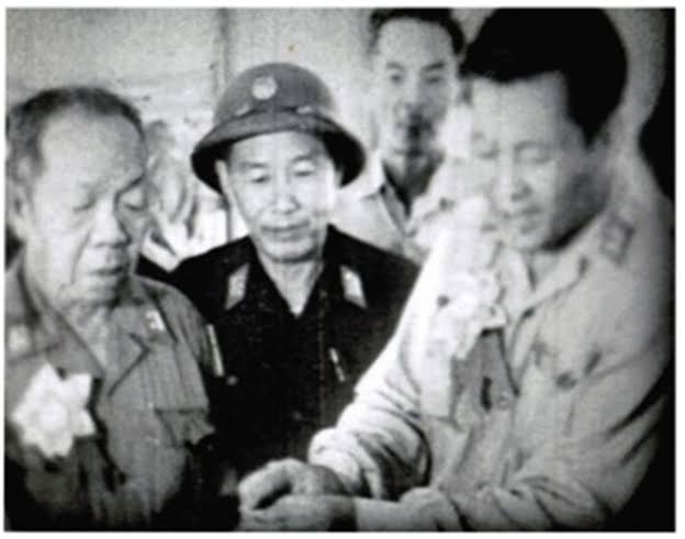 Người mở lối trên Đường Hồ Chí Minh trên biển