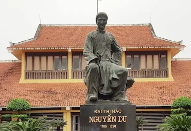 Đại thi hào Nguyễn Du