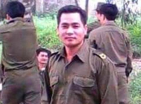 “Người Trưởng Công an xã giữa dòng lũ”