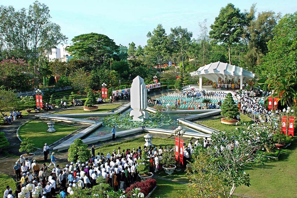 Mộ cụ Phó bảng Nguyễn Sinh Sắc