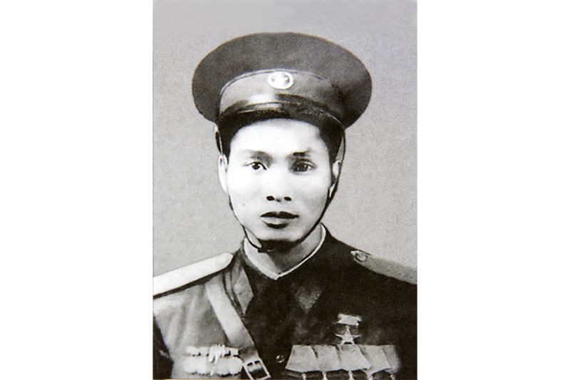 Anh hùng Lực lượng vũ trang nhân dân Phạm Văn Đỡ
