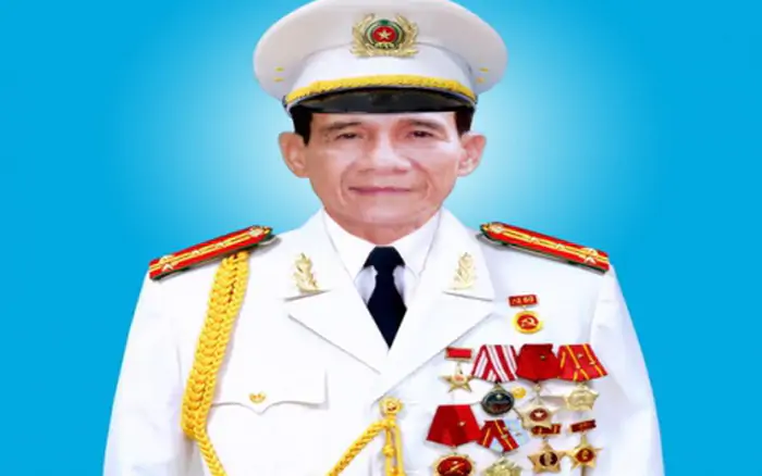 MƯỜI THƯƠNG – NGƯỜI ANH HÙNG GIỮ VỮNG KHÍ TIẾT QUA NHỮNG NĂM THÁNG KHỐC LIỆT