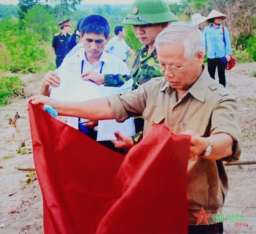 VỊ TƯỚNG NẶNG LÒNG TRI ÂN