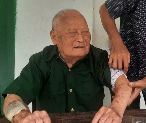 Người cựu chiến binh "cây cao bóng cả", trưởng thành từ mùa thu lịch sử