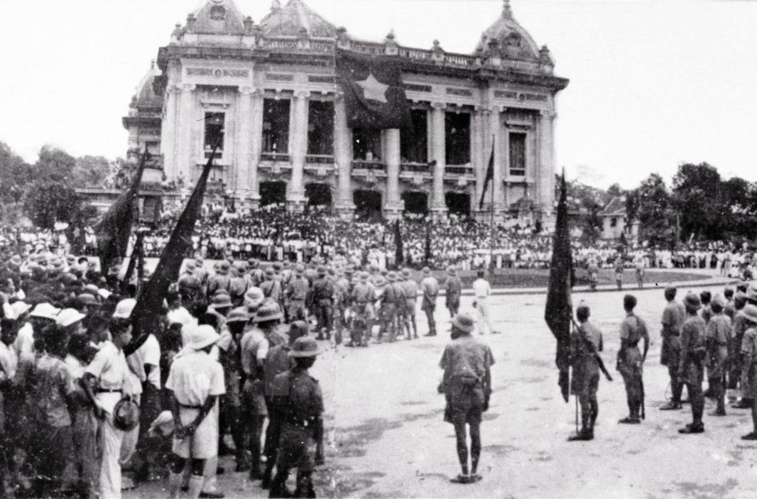 Chủ tịch Hồ Chí Minh vĩ đại