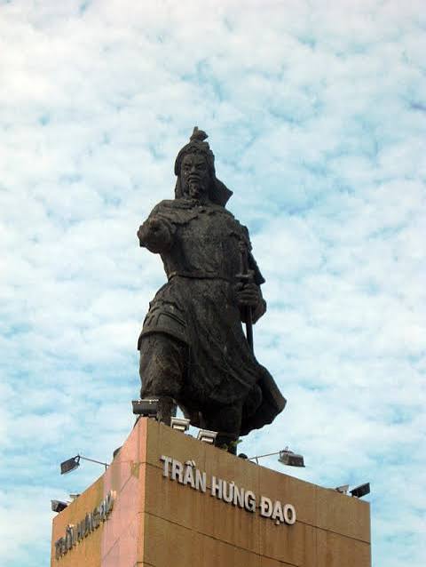 NGỌN LỬA BẠCH ĐẰNG