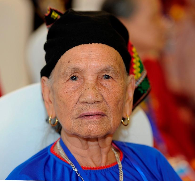 THÁI THỊ MUỒI – BA NGƯỜI CON ĐI MÃI, MỘT ĐỜI MẸ ĐỢI