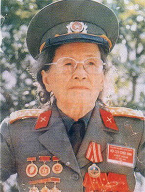 HỒ THỊ BI – “NỮ KIỆT MIỀN ĐÔNG”
