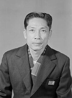 Chân dung: Lâm Văn Thê
