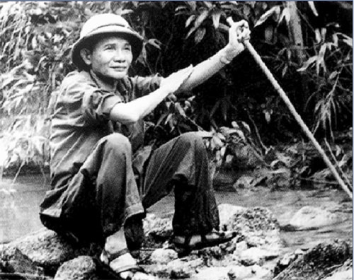Người con ưu tú của đất Quảng – Hồ Nghinh, người lãnh đạo bản lĩnh và giàu lòng nhân ái