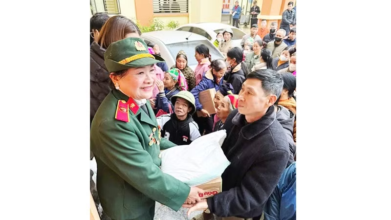 TUỔI 17 VÀ LỜI HẸN VỚI TUYẾN LỬA