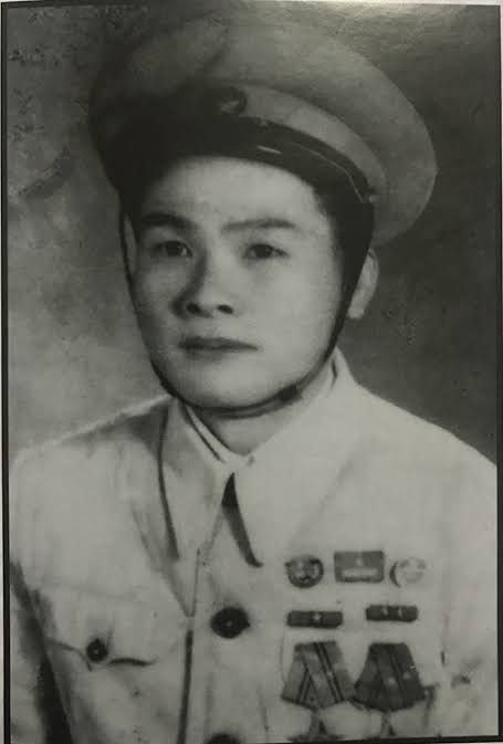Người mở cửa Him Lam