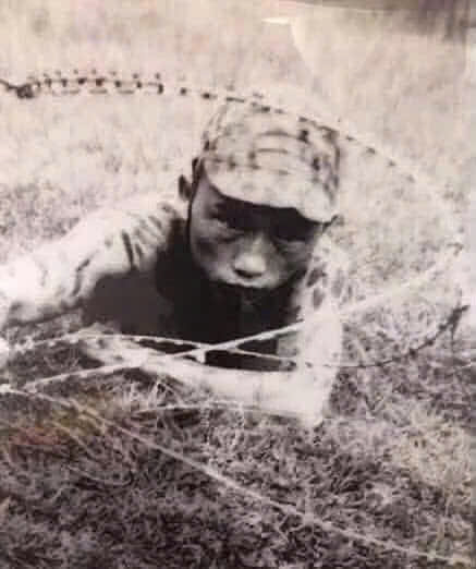 Hồ Văn Sinh - Chiến sĩ đặc công ẩn mình 10 ngày trong hàng rào thép gai Biên Hoà, gài mìn phá nổ kho xăng Long Bình.