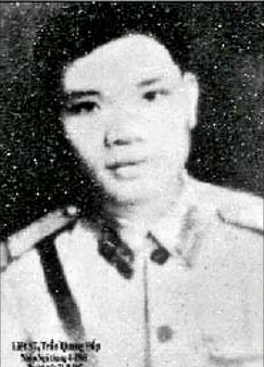 Anh Hùng Trần Quang Đắp