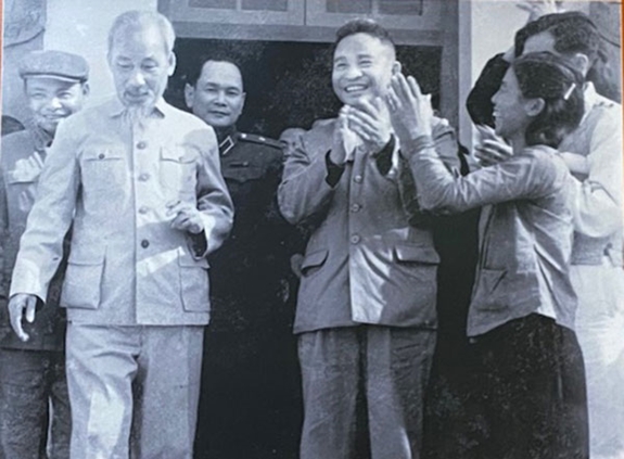 Trần Quốc Hoàn