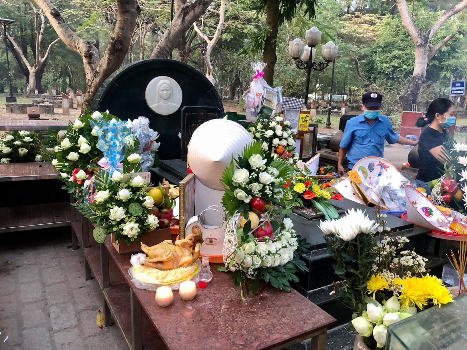 Anh hùng lực lượng vũ trang nhân dân Võ Thị Sáu