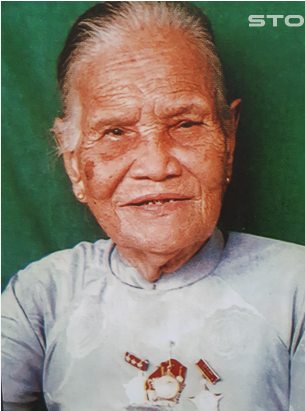 Mẹ Huỳnh Thị Tân