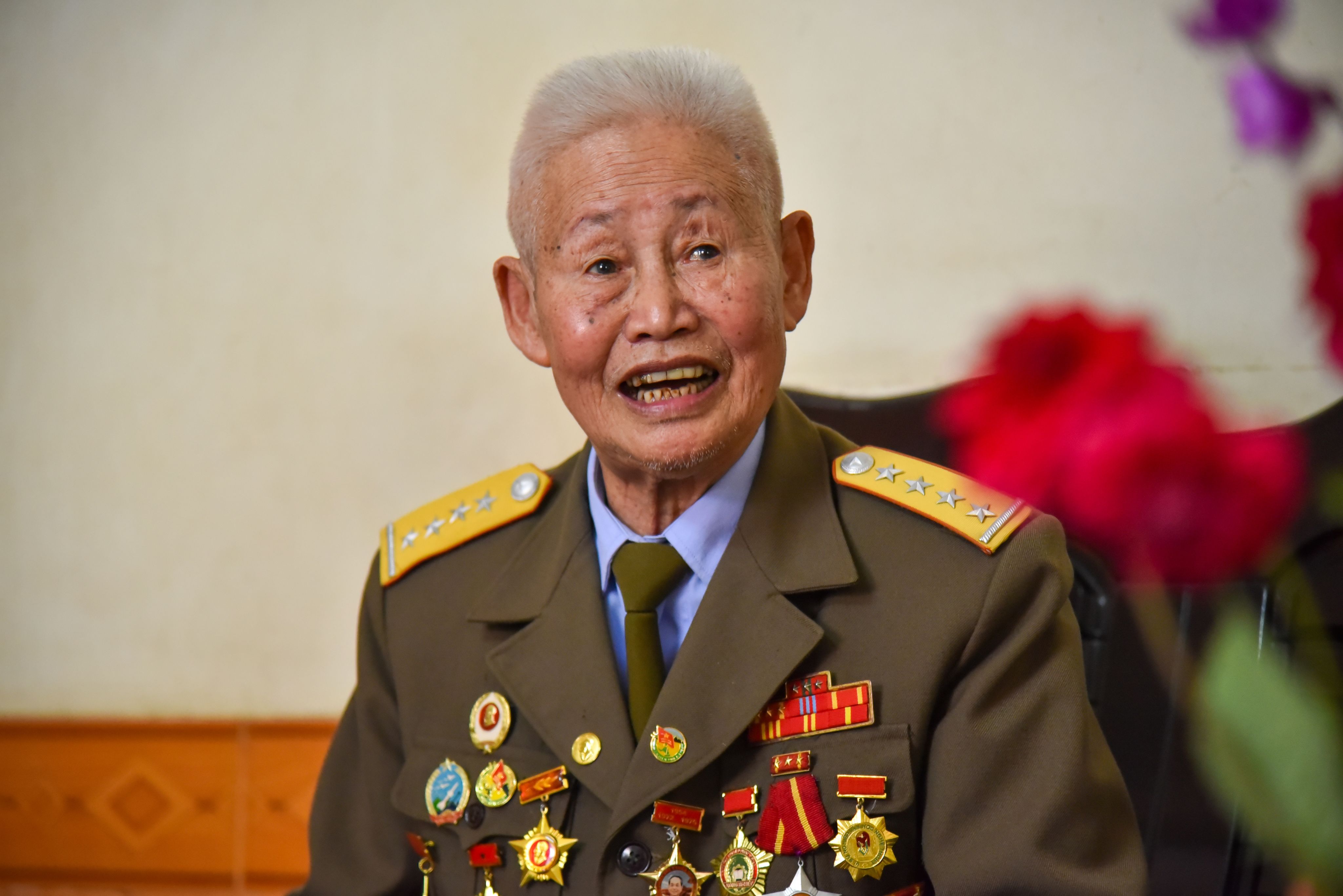 Những ngày tháng thiếu thốn