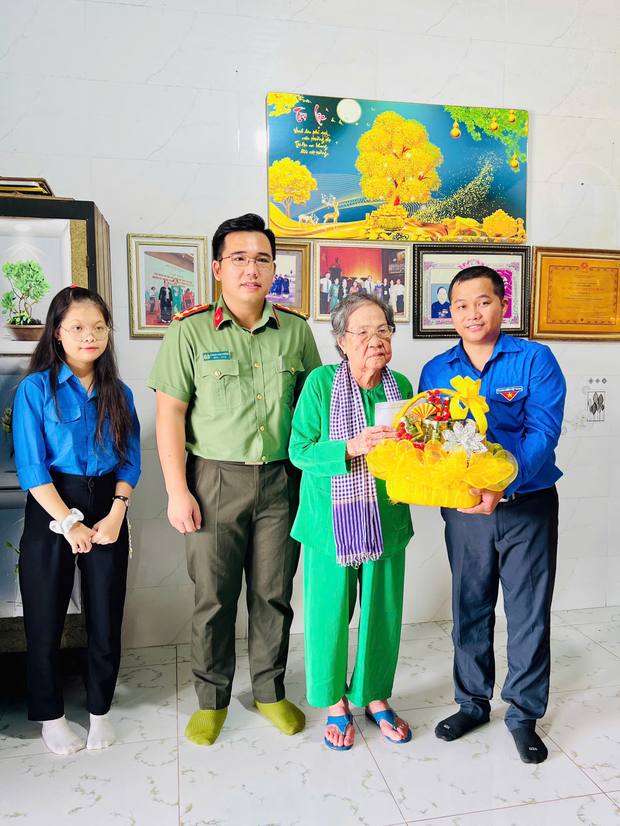 Mẹ là "bà tiên giữa đời thường".