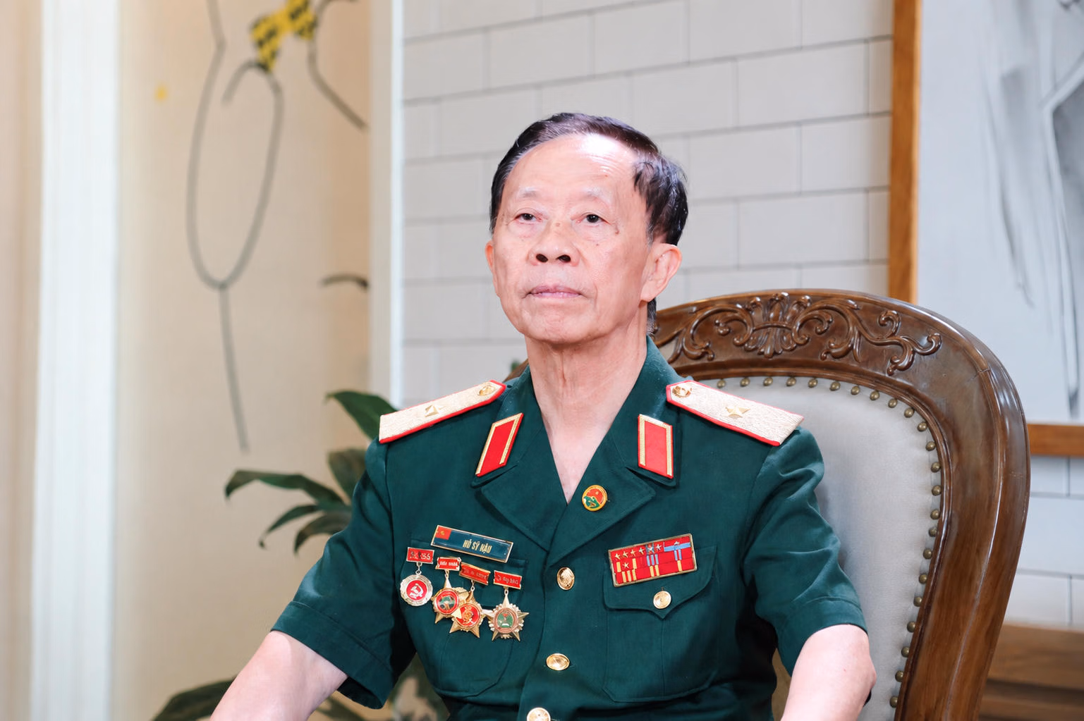 Thiếu tướng Hồ Sỹ Hậu: Từ giảng đường mỏ địa chất đến đỉnh Trường Sơn