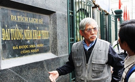 HỒI ỨC CỦA NHÀ BÁO, NGHỆ SĨ NHIẾP ẢNH NGUYỄN XUÂN ÁT VỀ ĐÊM KHÂM THIÊN 26/12/1972