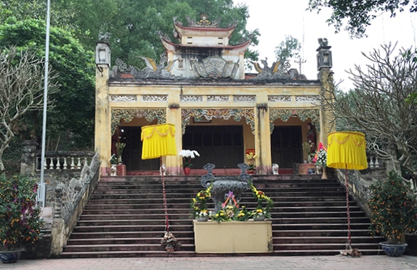 NỮ TƯỚNG LÊ CHÂN VÀ DẤU ẤN HẢI TẦN PHÒNG THỦ