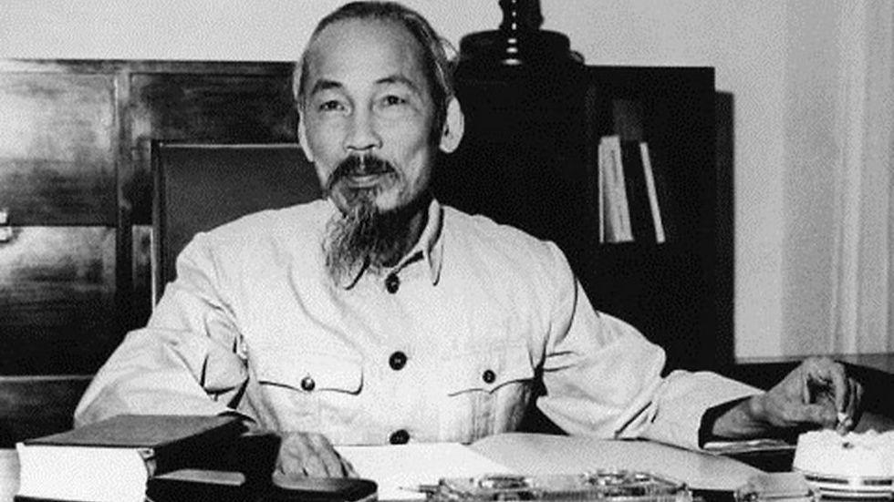 CHỦ TỊCH HỒ CHÍ MINH