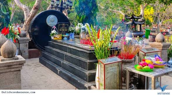 Võ Thị Sáu - nữ Anh hùng miền Đất Đỏ sống mãi cùng năm tháng