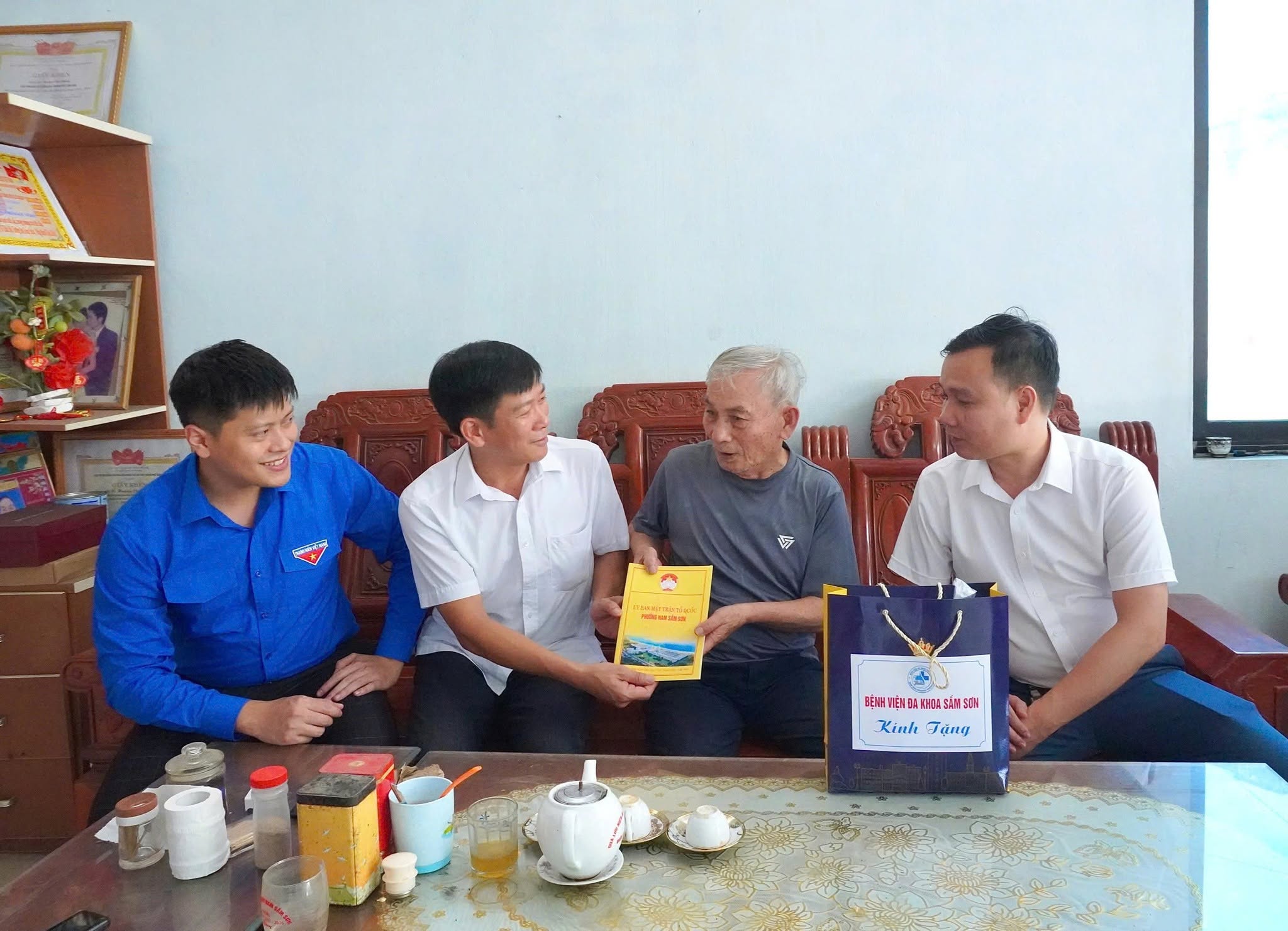 CỰU CHIẾN BINH HOÀNG VĂN CHINH – CÂU CHUYỆN VỀ TÌNH ĐỒNG ĐỘI GIỮA NHỮNG NĂM THÁNG HOA LỬA