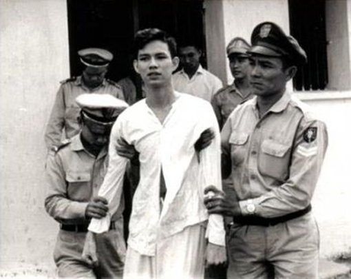 Sống như một ngọn lửa