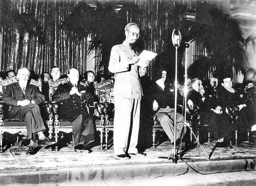 Hồ Chí Minh – Ngày khai sinh nước Việt Nam Dân chủ Cộng hòa